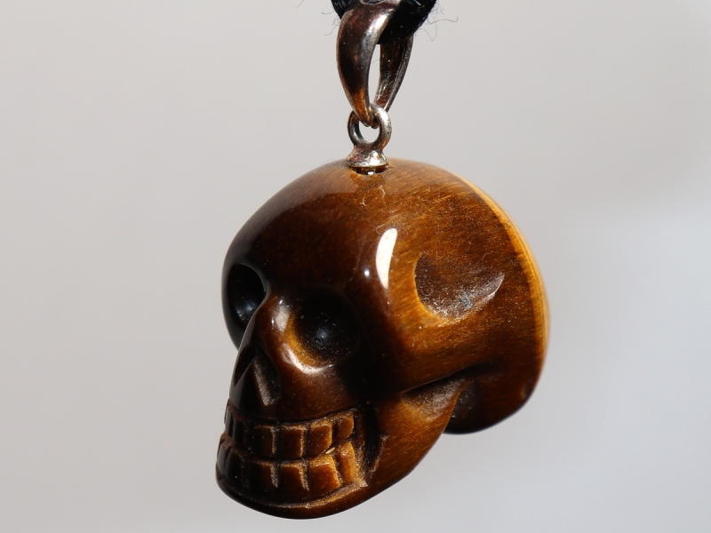 tiger's eye with cord or silver 925