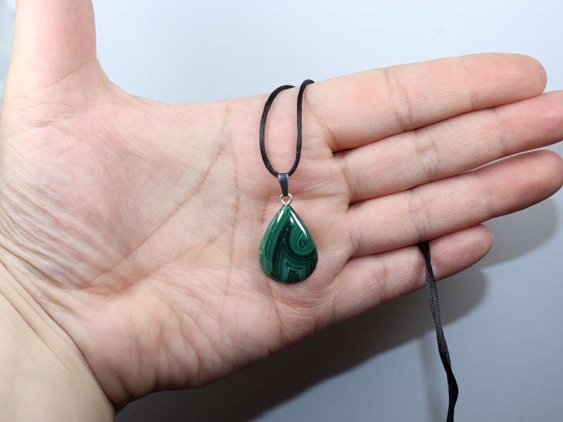 malachite with cord or silver 925