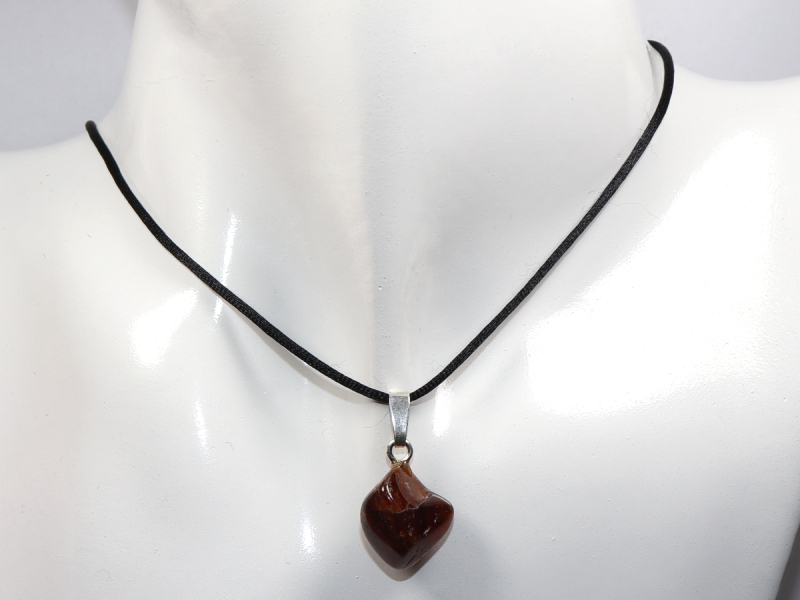 Hessonit (Granat) mit Band oder Silber 925