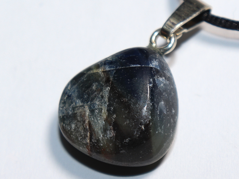 Saphir mit Band oder Silber 925