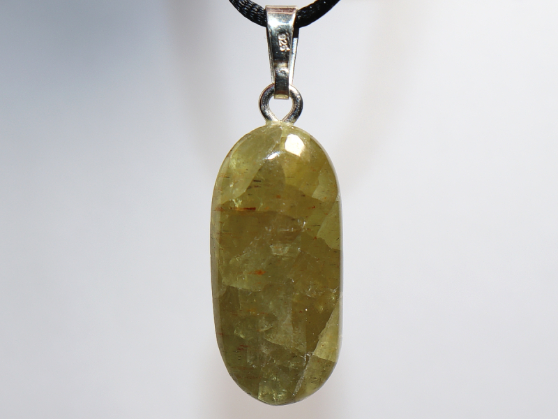 apatite with cord or silver 925