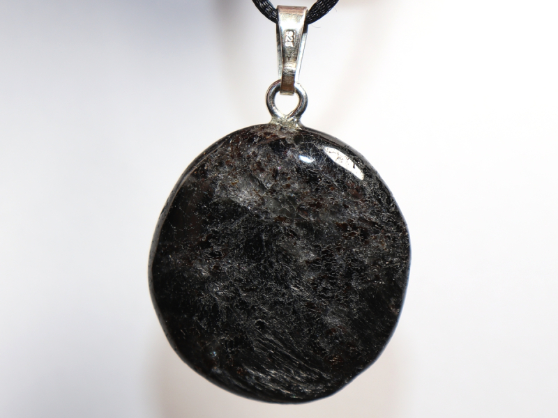 anthophyllite with cord or silver 925