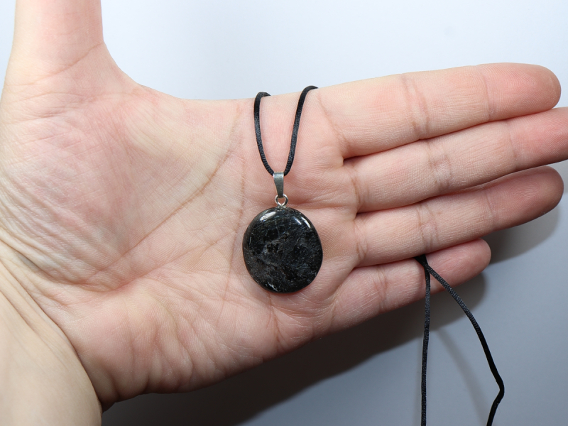 anthophyllite with cord or silver 925
