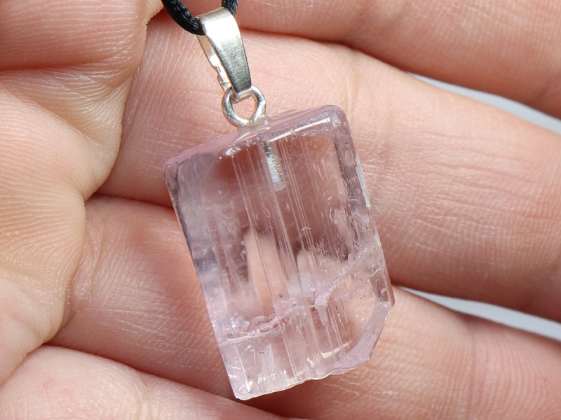 kunzite with cord or silver 925