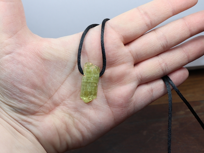 apatite with cord or silver 925