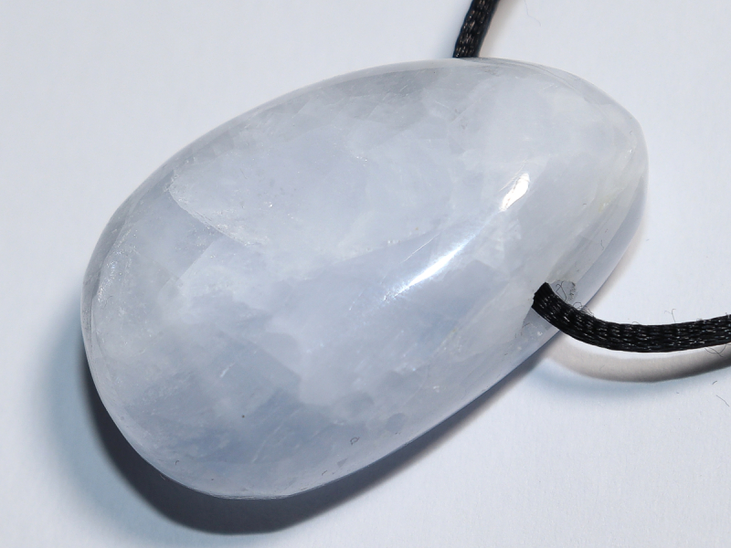 blauer Calcit mit Band oder Silber 925