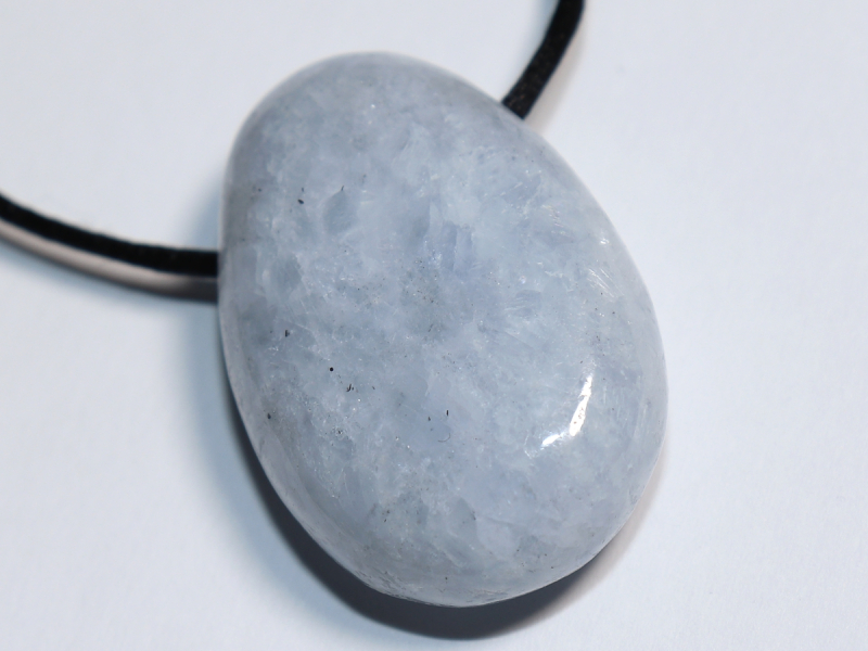 blauer Calcit mit Band oder Silber 925