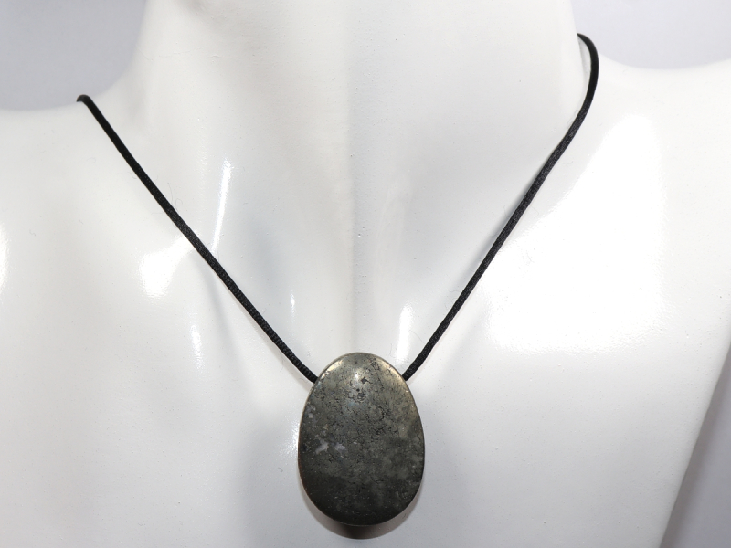 Pyrit mit Band oder Silber 925