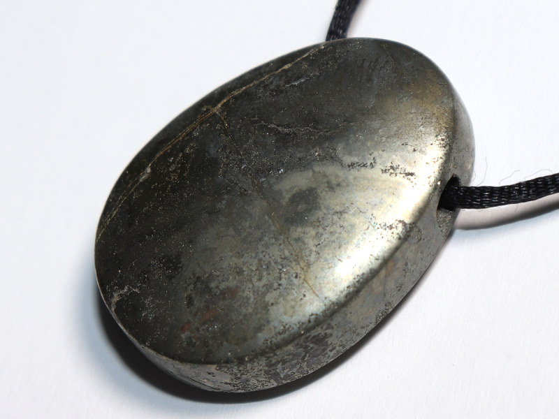 Pyrit mit Band oder Silber 925