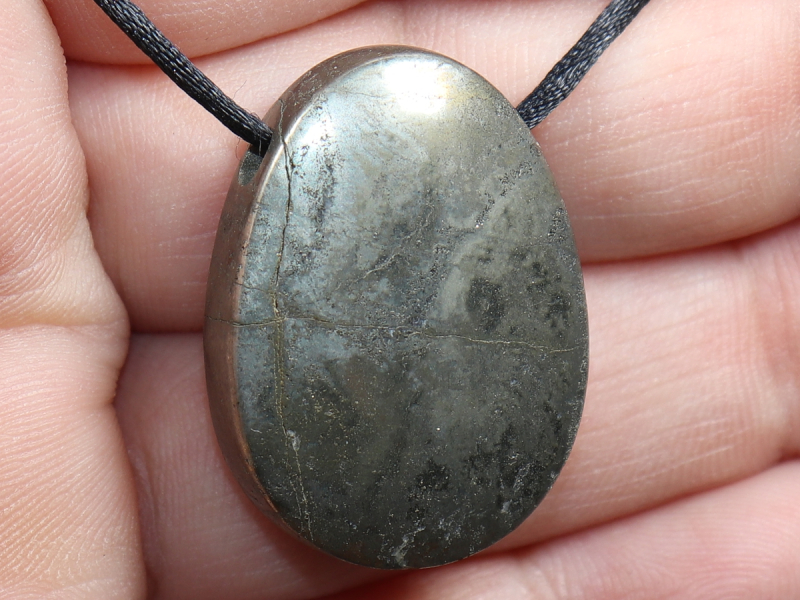 Pyrit mit Band oder Silber 925