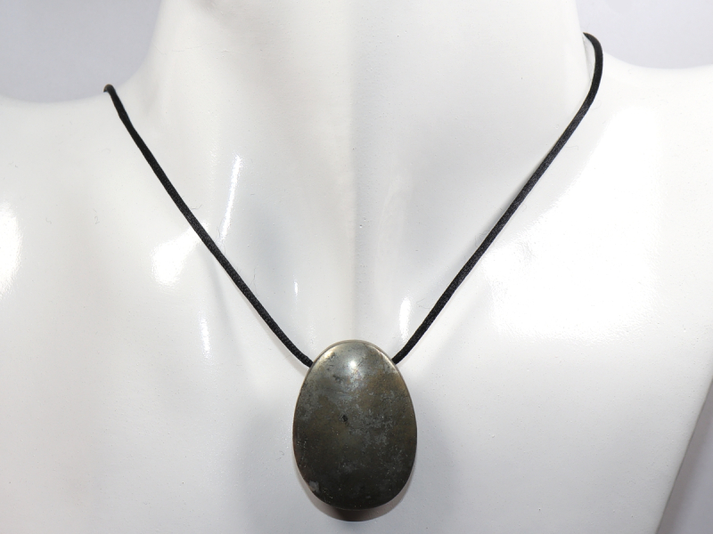 Pyrit mit Band oder Silber 925
