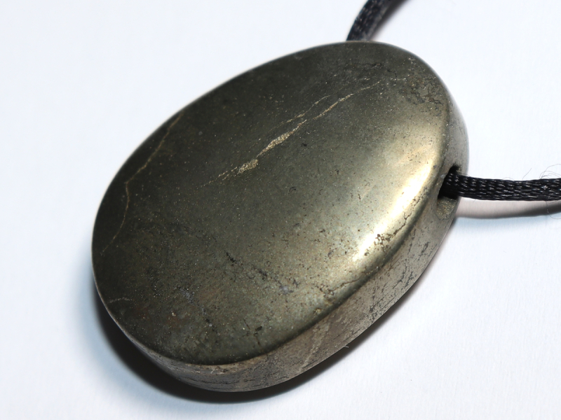 Pyrit mit Band oder Silber 925