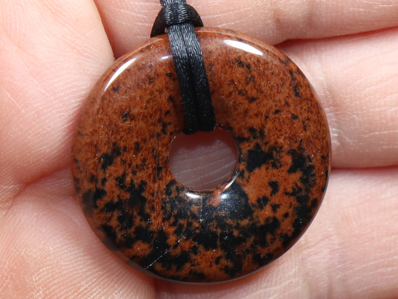 Mahagoniobsidian mit Band