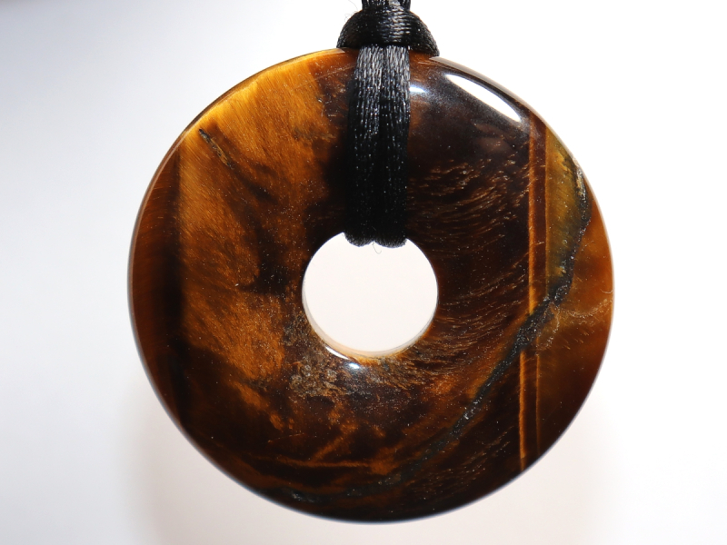 tiger's eye with cord