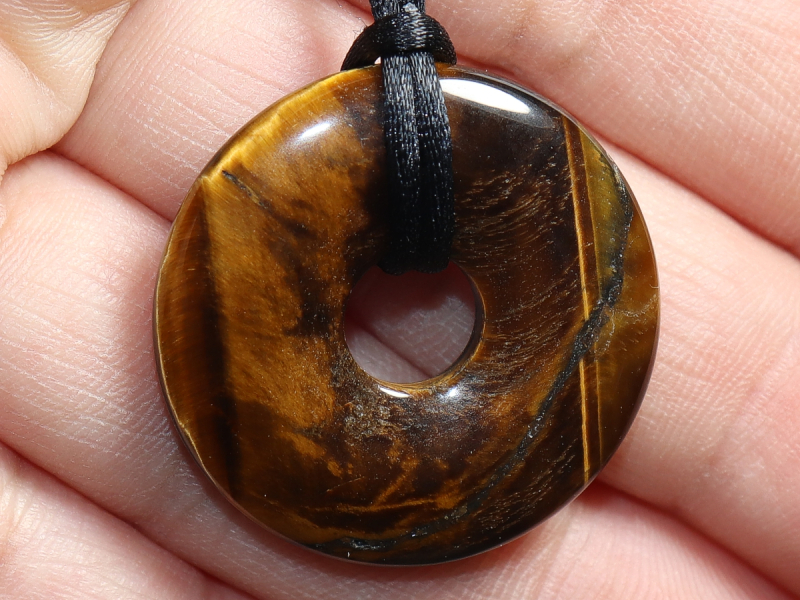 tiger's eye with cord
