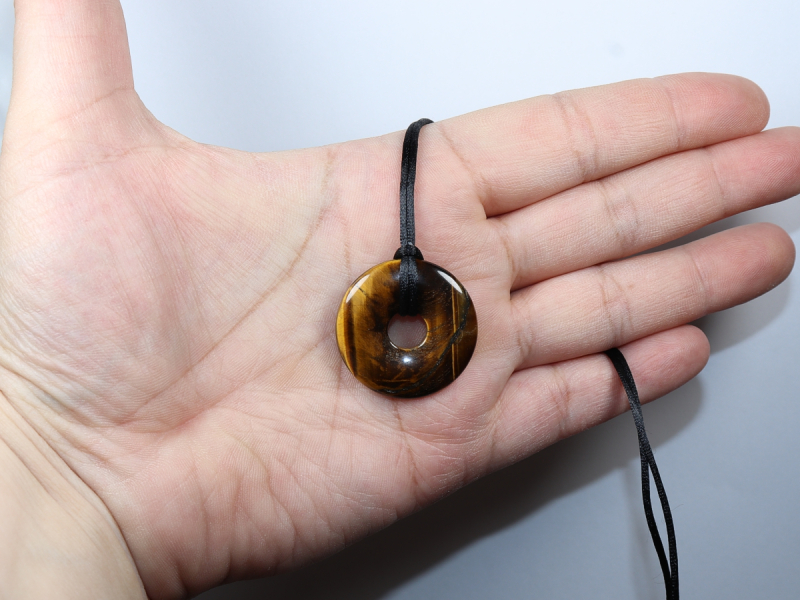 tiger's eye with cord