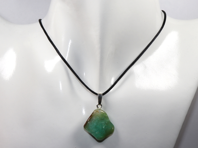 chrysoprase with cord or silver 925