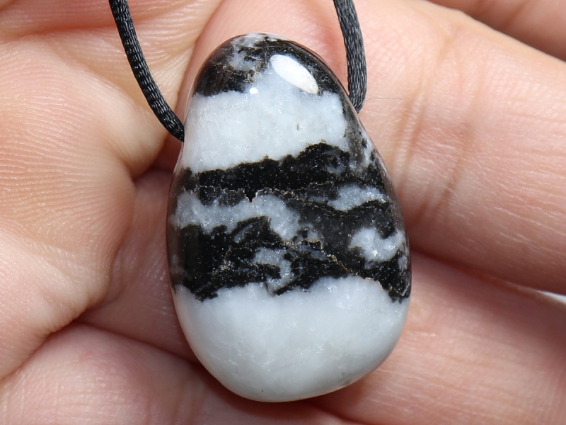 zebra marble with cord or silver 925