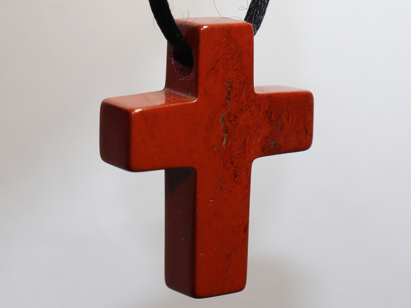 roter Jaspis mit Band