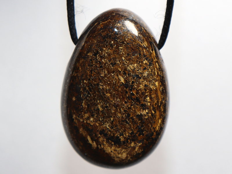 Bronzit mit Band oder Silber 925