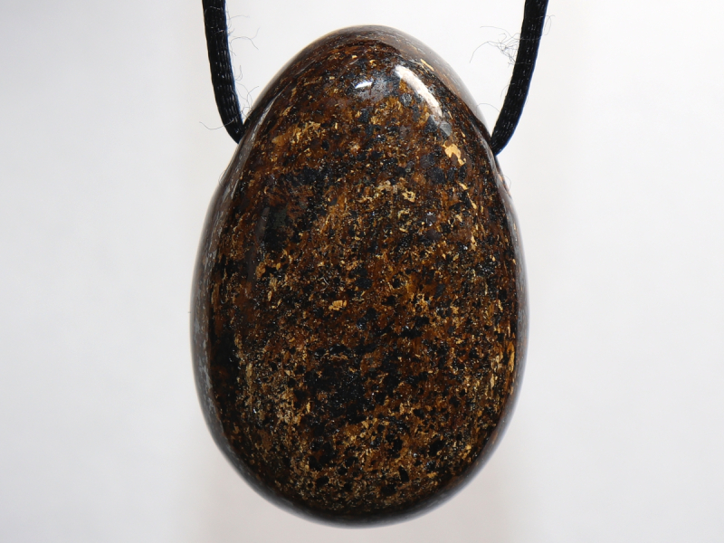 Bronzit mit Band oder Silber 925