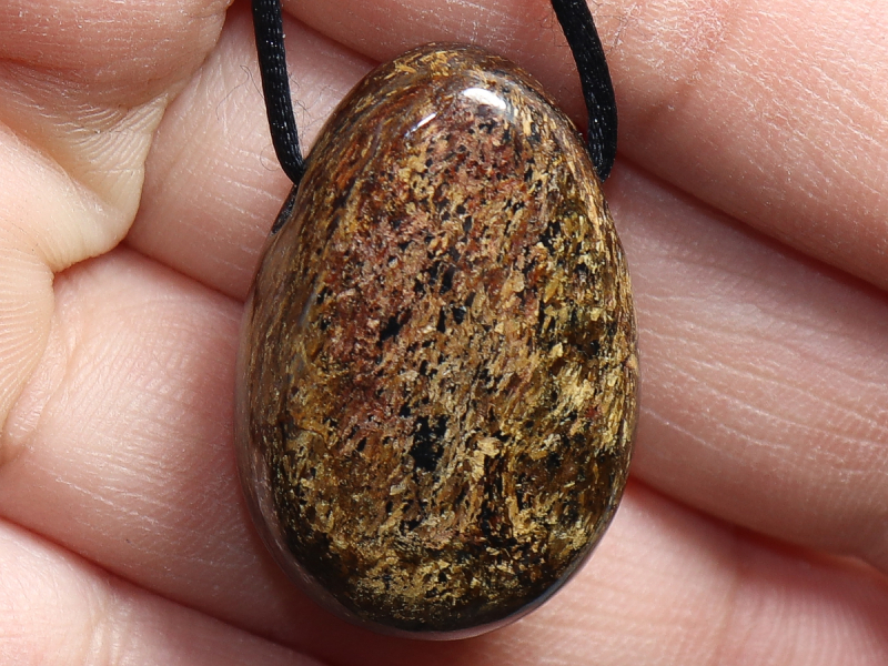 Bronzit mit Band oder Silber 925