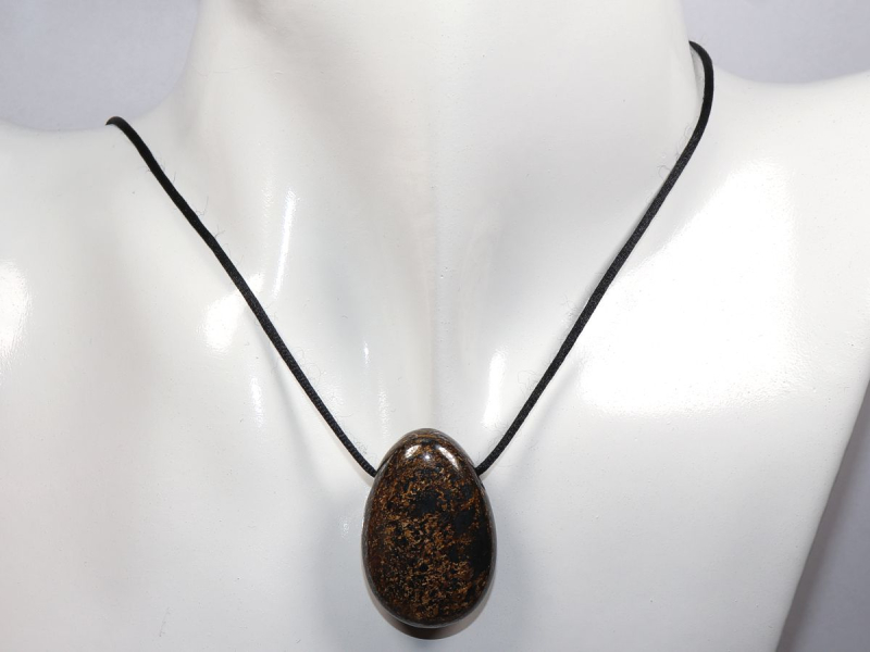 Bronzit mit Band oder Silber 925