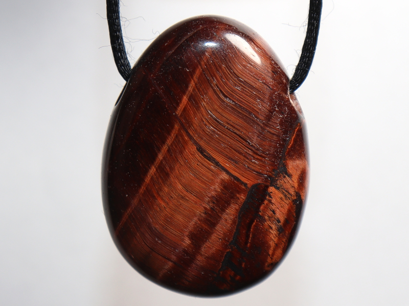 rotes Tigerauge mit Band oder Silber 925