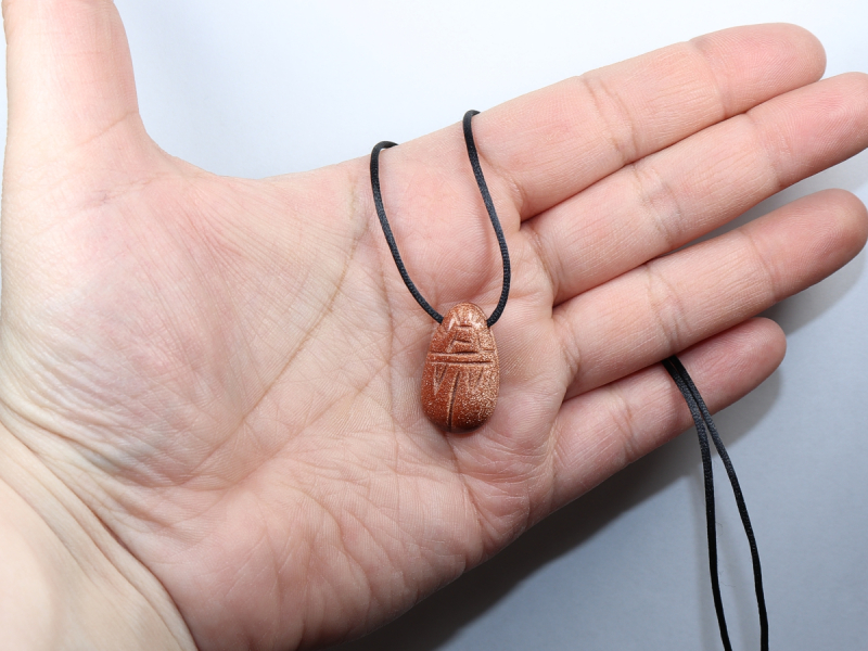 gold sandstone with cord or silver 925