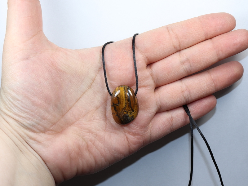 tiger's eye with cord or silver 925