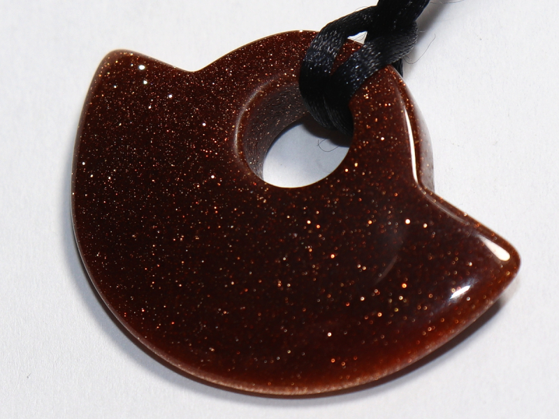 gold sandstone with cord