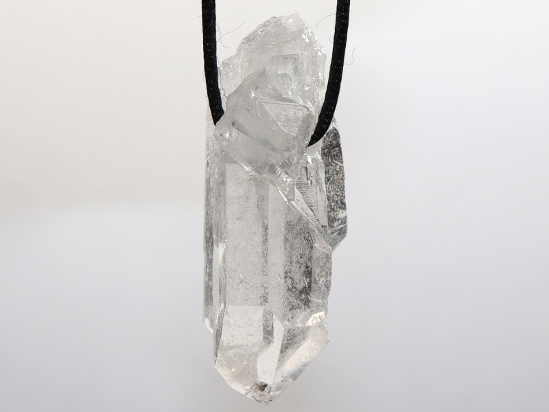 rock crystal with cord or silver 925