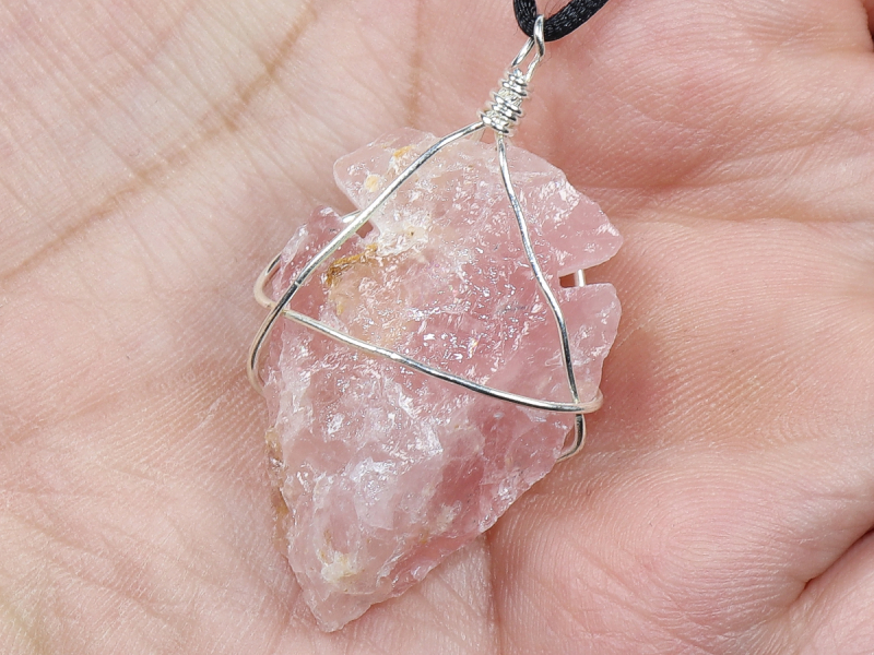 rose quartz with cord or silver 925