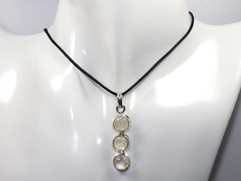 weißer Labradorit mit Band oder Silber 925