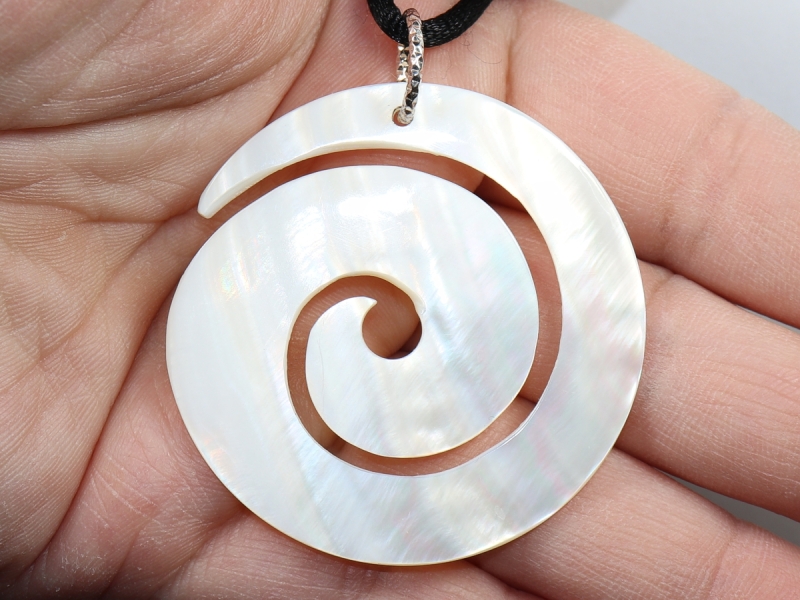 Perlmutt mit Band oder Silber 925