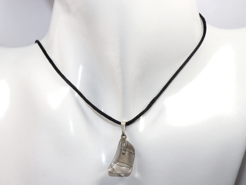actinolite quartz with cord or silver 925