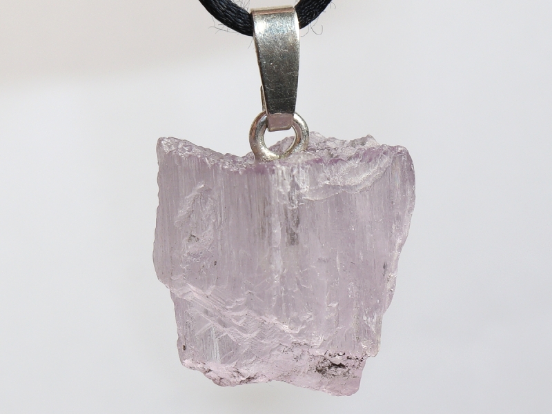 kunzite with cord or silver 925