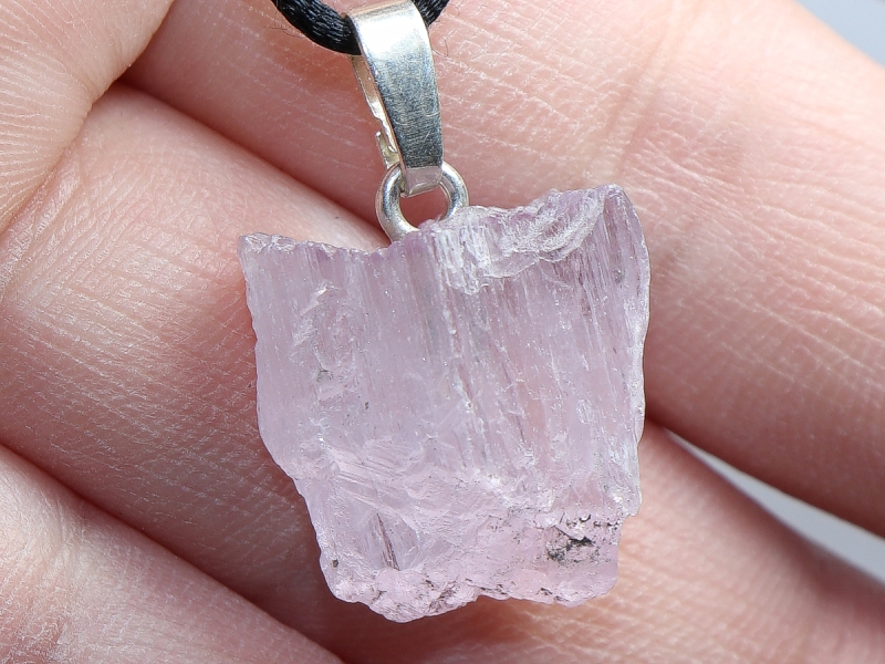 kunzite with cord or silver 925