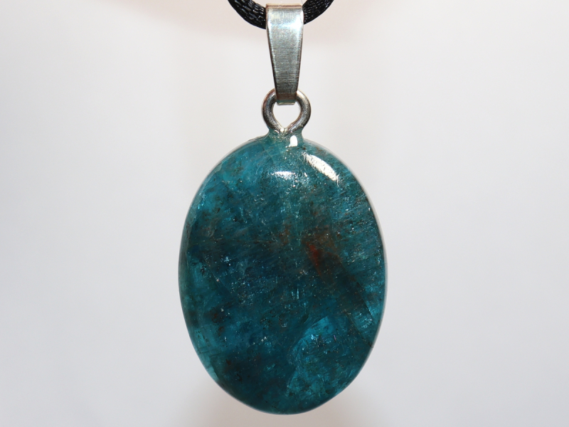 apatite with cord or silver 925