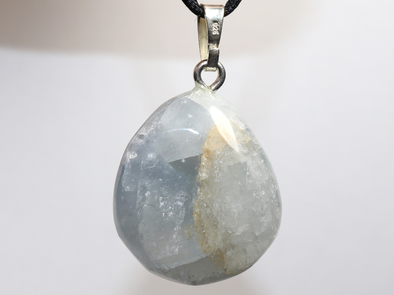 celestine with cord or silver 925