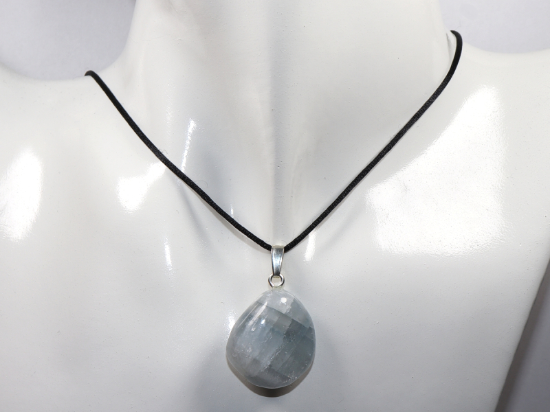 celestine with cord or silver 925