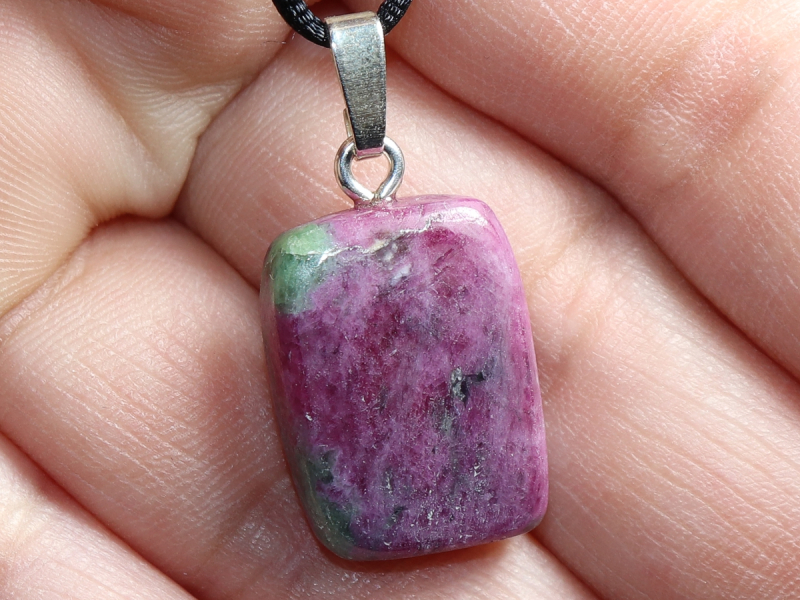 Rubin mit Band oder Silber 925