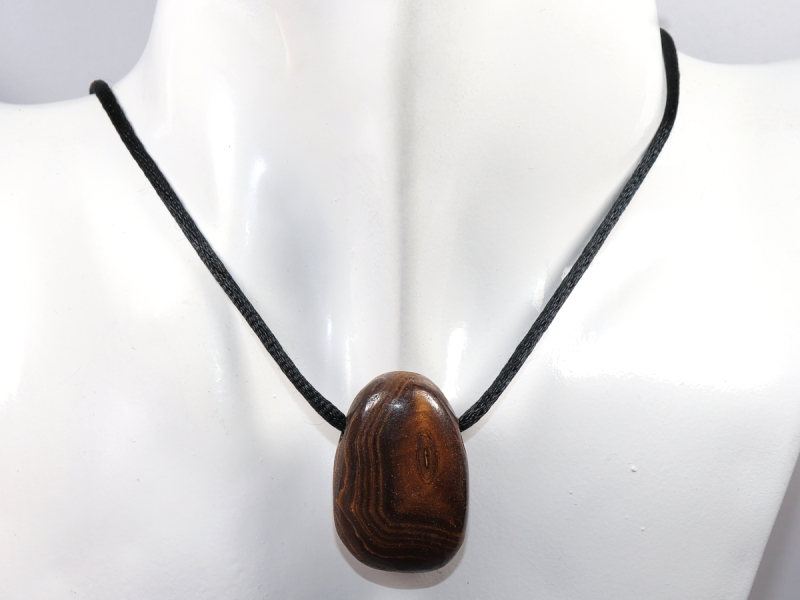 Boulder opal with cord or silver 925