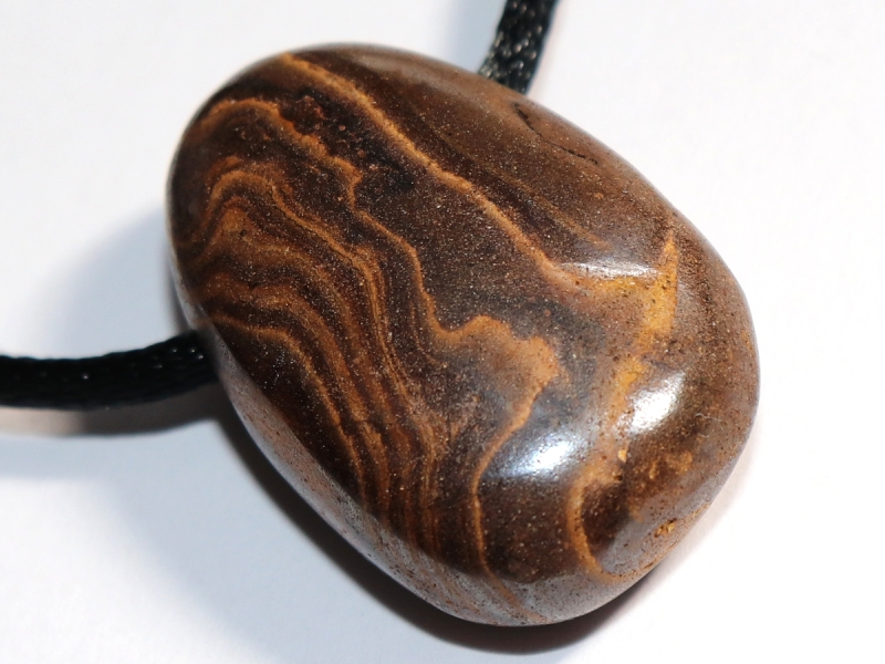 Boulder opal with cord or silver 925