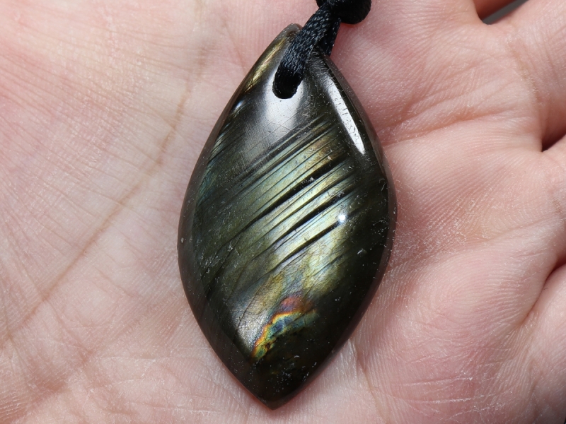 labradorite with cord
